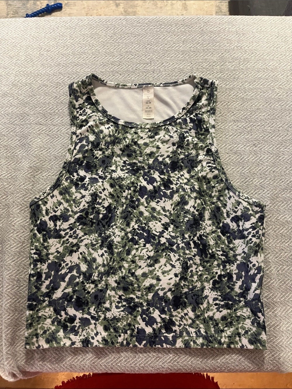 Women's Sleeveless Cropped Tank Top - Green & Navy Print